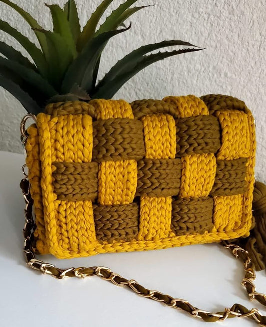 Lady Katrina- Kathline SALVANT: BOTTEGA 15cmx20cm Olive Green and Mustard Bag Handmade in Haiti