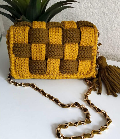 Lady Katrina- Kathline SALVANT: BOTTEGA 15cmx20cm Olive Green and Mustard Bag Handmade in Haiti