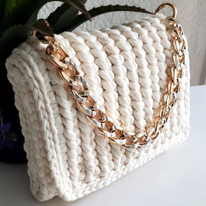 Lady Katrina- Kathline SALVANT 19 cm Large ×14 cm Long/ color: cream Small Handbag Made in Haiti #LK4