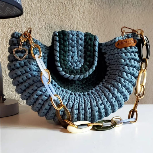 Lady Katrina- Kathline SALVANT 24cmx17cm Oreo crochet dark green and blue Small Handbag Made in Haiti  KATRINA#5